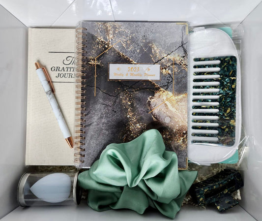The Fashionista Gift Box- GREEN